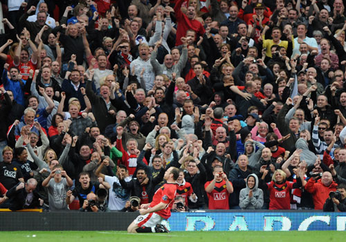 Rooney celebrando un gol